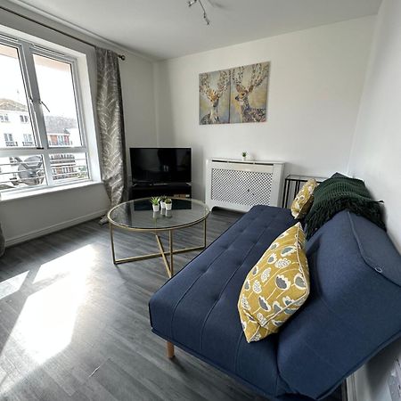 Suites By Rehoboth - Abbey Wood Station - London Zone 4 外观 照片