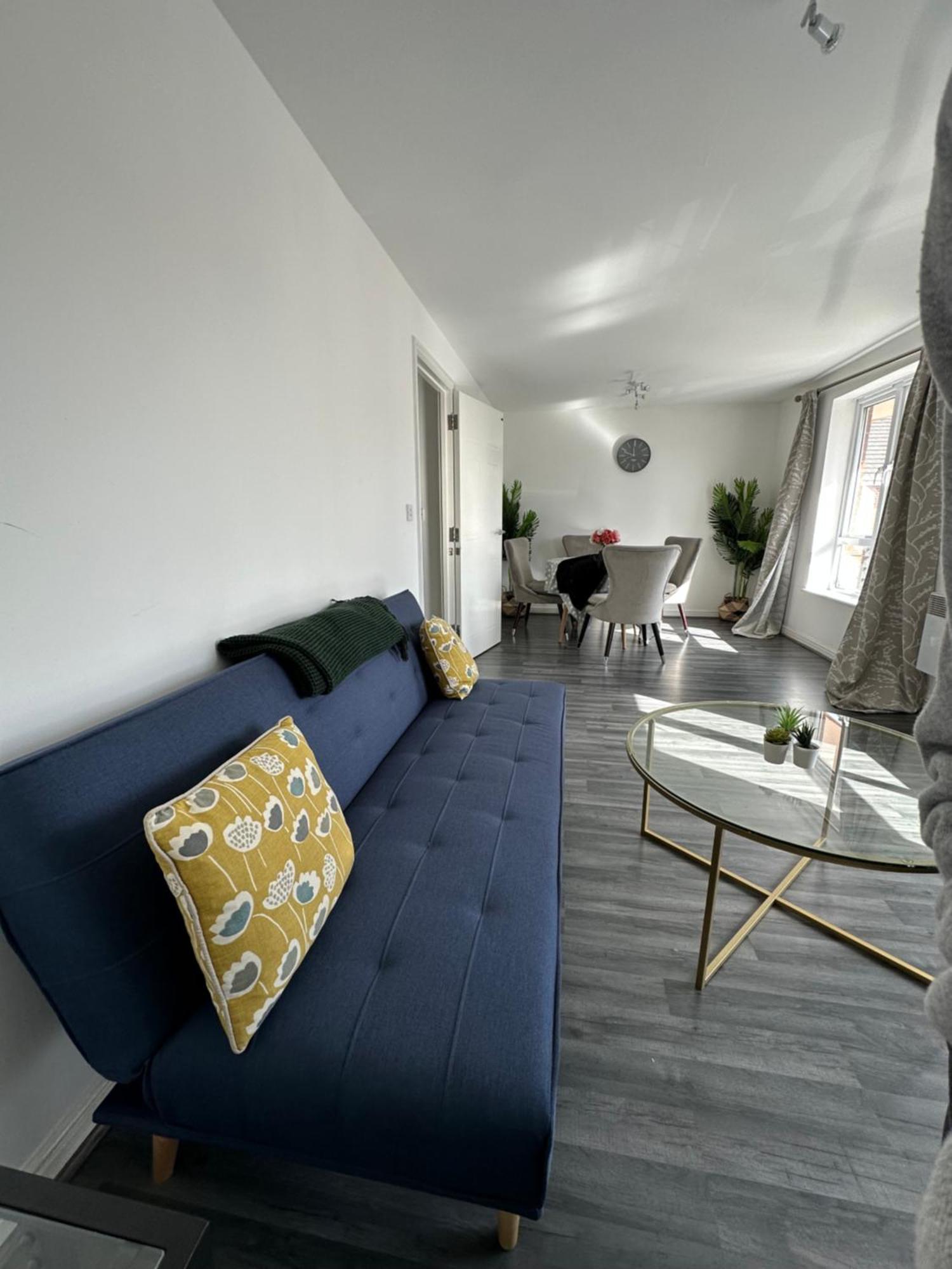 Suites By Rehoboth - Abbey Wood Station - London Zone 4 外观 照片